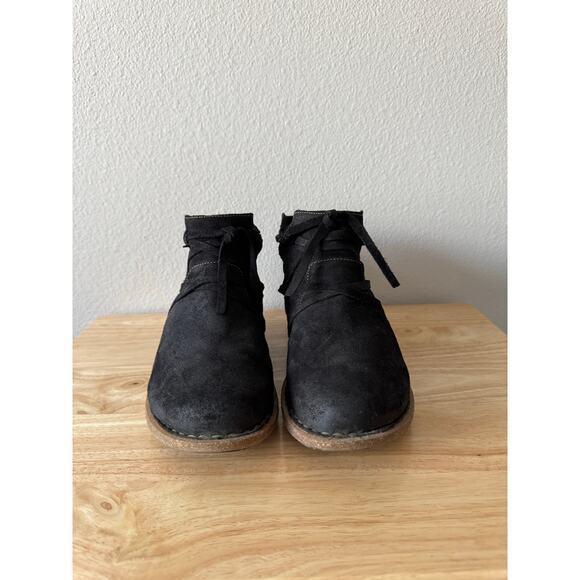 Born Women’s Tarkiln Black Suede Leather Ankle Boots Booties Strap Laces Size 9 - Picture 8 of 12
